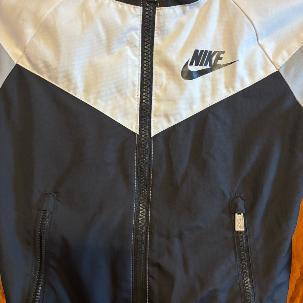 Nike Kids Black and Light Gray Hooded Windbreaker Jacket - Picture 3 of 4